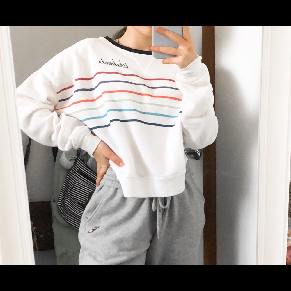 “weekends” sweater
